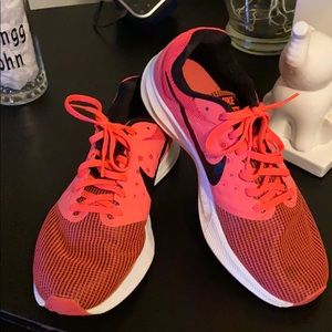 Nike Downshifter 7, orange and black, size 9
